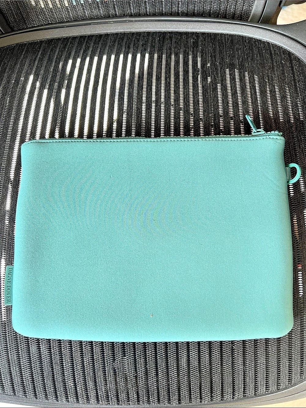 Dagne Dover Jade Green Neoprene Zippered Cosmetic Pouch EUC